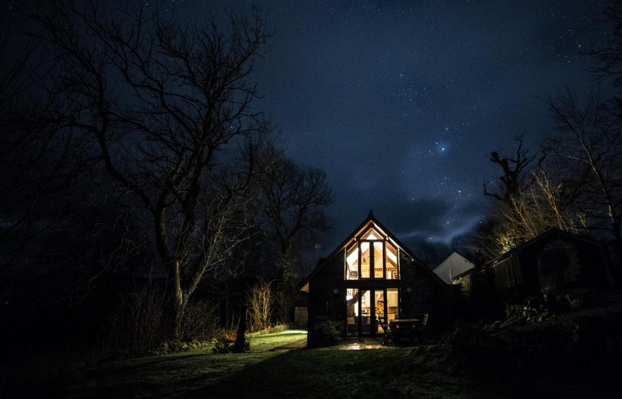 Nant Yr Onnen B&B And Holiday Cottage Tregaron Bagian luar foto